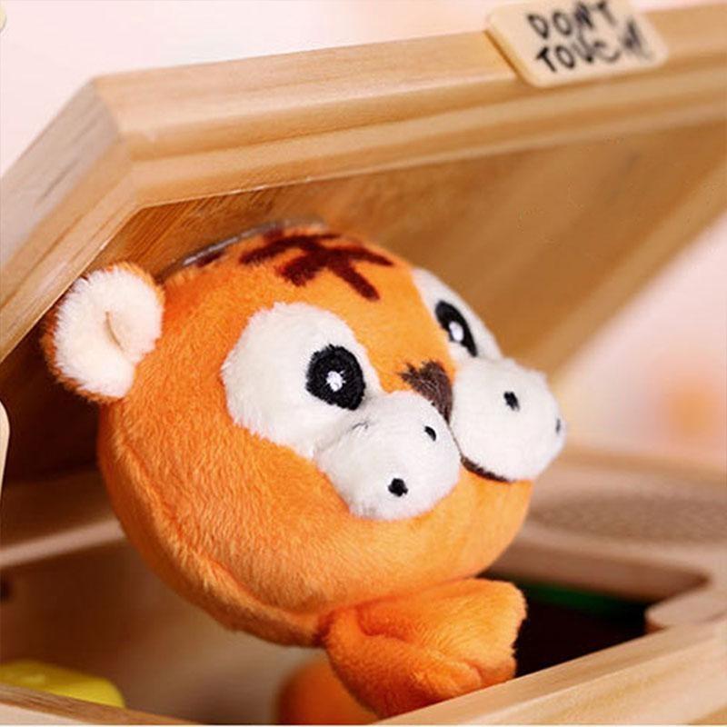 DontTouch!® Cute Tiger in the Box!